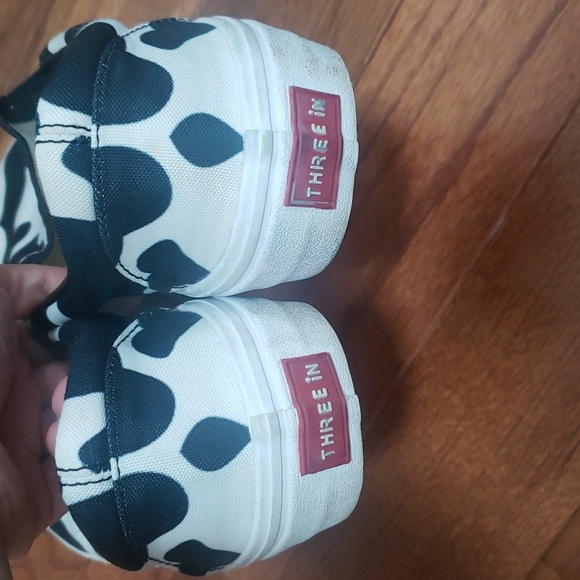 Cow print slip on shoes Size 8 - Picture 4 of 6
